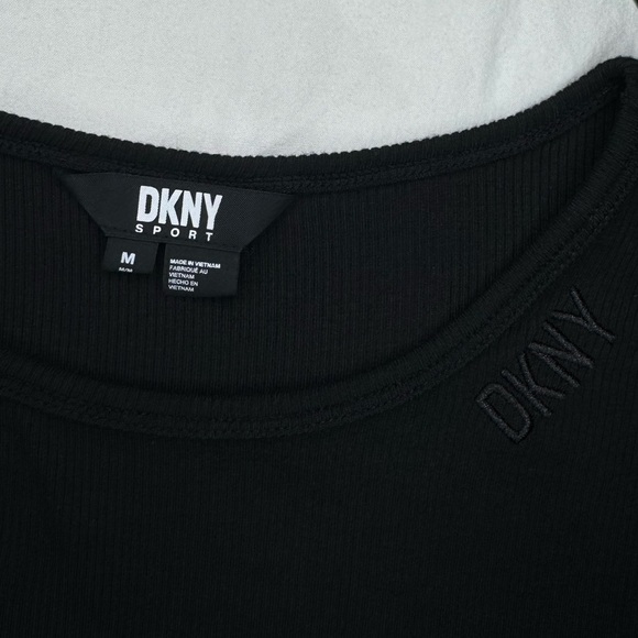 NWT - DKNY Dress Sport / Black / Medium / Pullover / Slim / Short Sleeve - Picture 4 of 11